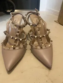 2026年最新】valentino ロックスタッズパンプスの人気アイテム - メルカリ