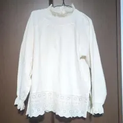 サマンサモスモス　スカラップレースブラウス