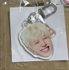 TREASURE ジョンファン 顔アクキー