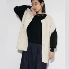 【美品】Audrey and John Wad 手編み ペルー ニットベスト