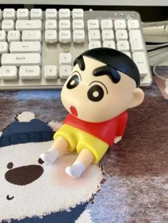 "かわいいクレヨンしんちゃん　なまけものスマホスタンド　フィギュア " tf