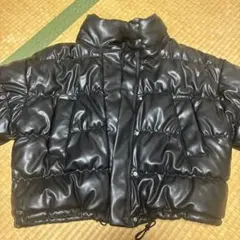 黒 合成皮革 ショート丈ダウンジャケット