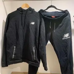 裏起毛パーカー ニューバランス