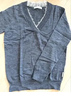 earth music&ecology 胸元レース使いＶネックニット