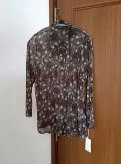 新品タグ付　馬里邑　シルク100%花柄シアー長袖ブラウス
