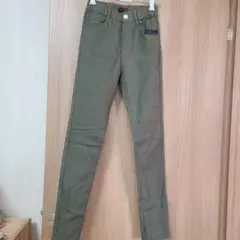 Lovetoxic スキニーパンツ カーキ