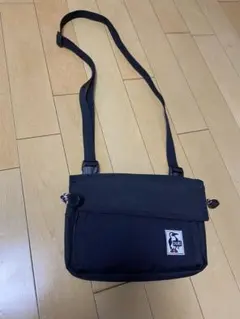 CHUMS チャムス　ブラック サコッシュ