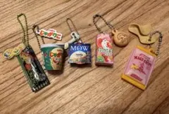 アニメキャラクター食品パッケージキーホルダー5個セットガチャガチャ