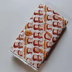 パンどろぼう　キルティング生地　105cm×50cm　カットクロス