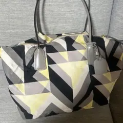 ロベルタピエリトートバッグ