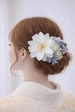 【現品限り】髪飾り　結婚式　卒業式　和装　花飾り　胡蝶蘭