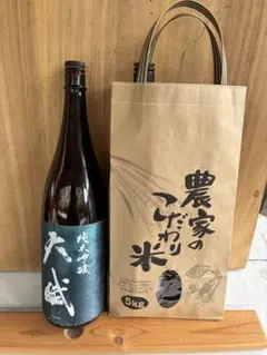 1012 お米袋5kgをリメイクした窓付きバッグで、一升瓶2本がピッタリ入ります