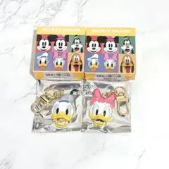 ディズニーストア シークレットチャーム ドナルド デイジー セット