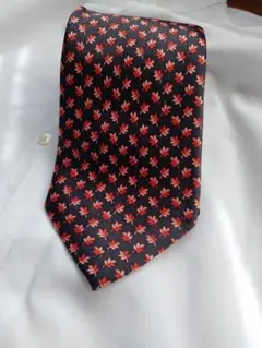 ダンヒル 高級ライン ネクタイ ブラック 葉柄プリント イタリア製 高級ネクタイ