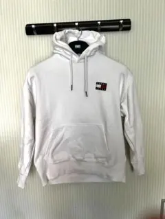 TOMMY JEANS コットン バッジ ロゴ パーカー