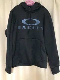 人気商品、ベトナム製oakley スウェットパーカーデカロゴLサイズユニセックス