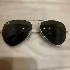 Ray-Ban アビエーター サングラス ゴールド