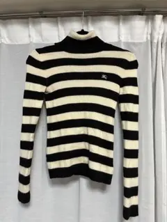 Burberry タートルネック ニット