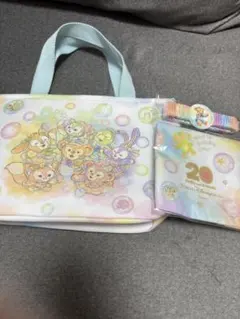 新品⭐︎ダッフィー20周年カラフルハピネス スーベニアランチグッズセット⭐︎