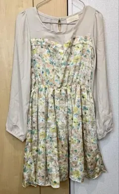 w closet 長袖ワンピース 花柄 ベージュ F 上品 フェミニン 可愛い