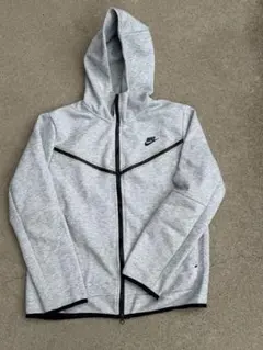 NIKEテックフリース　パーカー　上のみ