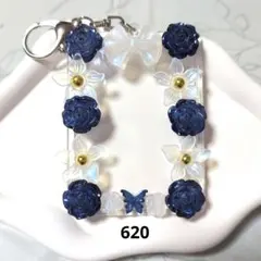 【620】B8 トレカキーホルダー レジンデコ ネイビー