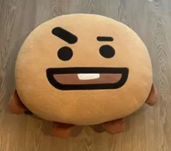 BT21 SHOOKY BTS SUGA キャラクターグッズ　クッション　大