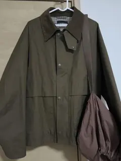 ユニクロ ユーティリティショートブルゾン バッグ付き