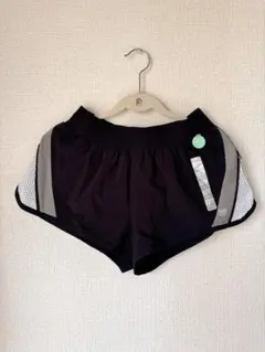 スポーツショーツのサムネイル
