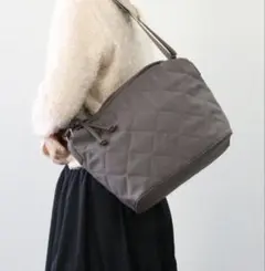 Item thumbnail for item 01d4d2ed-8785-4c7e-97d3-30b3b0cb5d0c