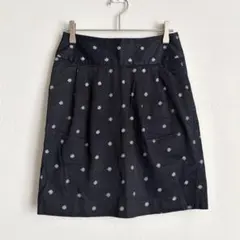 GAP ギャップ フレアスカート ひざ丈 ドット柄 総柄 ストレッチ ブラックのサムネイル