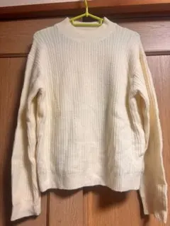 Item thumbnail for item 32985128-6164-41db-8ef7-bbbec854e25d