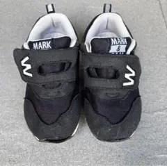 MARK ブラックスニーカー16.0cmのサムネイル