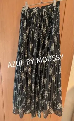 AZUL BY MOUSSY花柄プリーツロングスカート ブラックのサムネイル