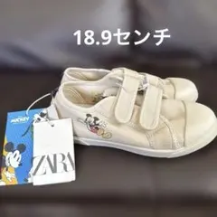 ZARA ミッキーマウス ベージュスニーカー