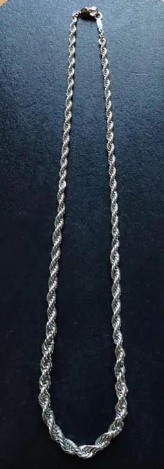 シルバー　ロープワイヤーネックレス　 ステンレスチェーン　 ステンレスネックレス