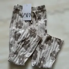 新品タグ付き ZARA 花柄リブ編みパンツ 98cm