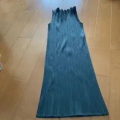 PLEATS PLEASE ノースリーブ チュニックのサムネイル