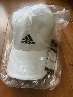 た*ん様 新品　未開封　adidas ホワイト　キャップ　帽子　ランニング　ゴル