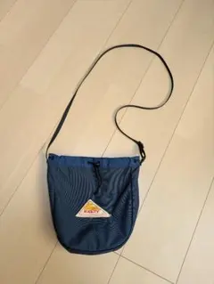 Item thumbnail for item 6b63ff44-c0db-41f6-af4a-1675938bd9b9