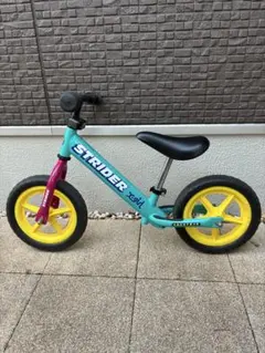 Hot Wheels 青 ホット　ウイール14インチ 幼児用自転車中古 Hot Wheels 青 ホット ウイール14インチ 幼児用自転車中古 - メルカリ