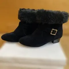 ファー付き黒スエードブーツ