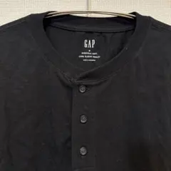 【極美品】　GAP ヘンリーネック 長袖Tシャツ ブラック Mのサムネイル