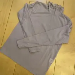 フリルネック Tシャツ