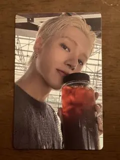 Item thumbnail for item 7c3fa363-9d87-4d2a-8f2e-755ac4c0f6ab