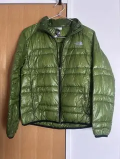 グリーン ダウンジャケット