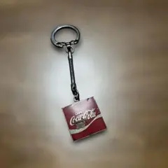 ヴィンテージ　コカコーラCoca-Cola スクエア型 キーホルダーのサムネイル