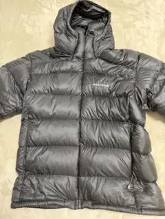 モンベル　ライトアルパインダウンパーカ　ブラック