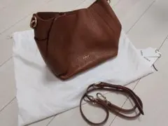 FURLA ブラウン レザーバッグ ショルダーストラップ付き ホーボーバッグ
