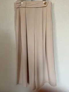 Lilly brown ワイドパンツ